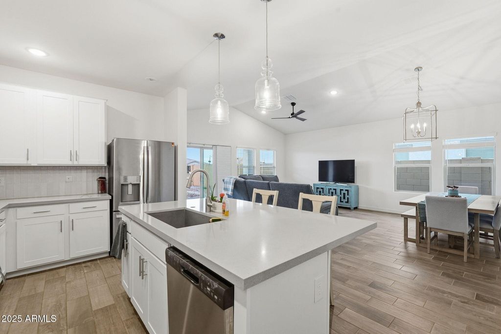 Image 9 of property listing at 40500 W Chambers Drive, Maricopa, AZ 85138