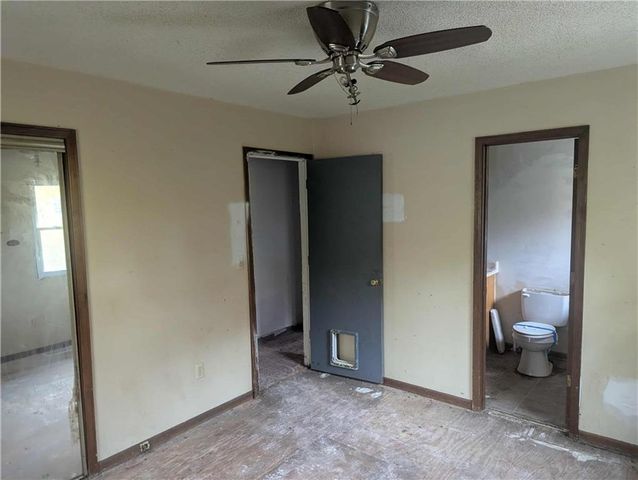 228 SE 101st Road E, Warrensburg, MO 64093