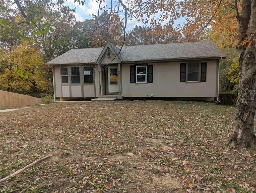 228 SE 101st Road E, Warrensburg, MO 64093