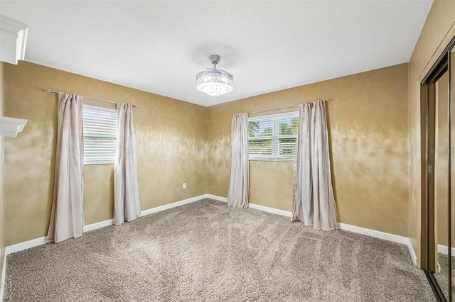 9725 48TH PLACE N, St Petersburg, FL 33708