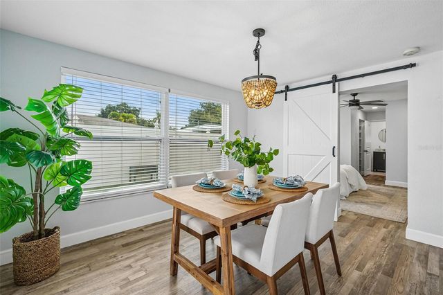 9725 48TH PLACE N, St Petersburg, FL 33708