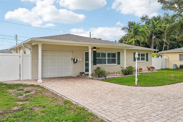 9725 48TH PLACE N, St Petersburg, FL 33708