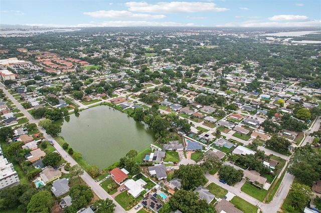 9725 48TH PLACE N, St Petersburg, FL 33708