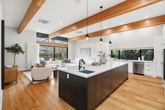 1617 Corte Via, Los Altos, CA 94024