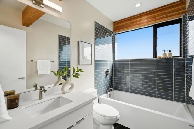 1617 Corte Via, Los Altos, CA 94024