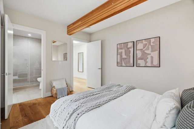 1617 Corte Via, Los Altos, CA 94024