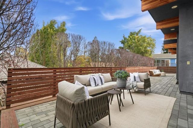 1617 Corte Via, Los Altos, CA 94024