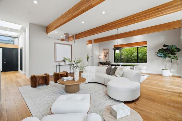 1617 Corte Via, Los Altos, CA 94024