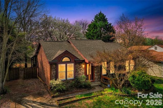 11826 Merriweather Drive, Charlotte, NC 28273