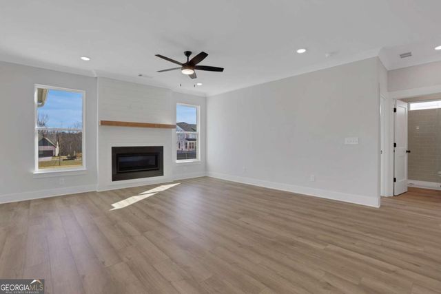 206 Coffee Lane, Hoschton, GA 30548