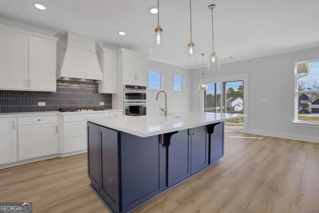 206 Coffee Lane, Hoschton, GA 30548