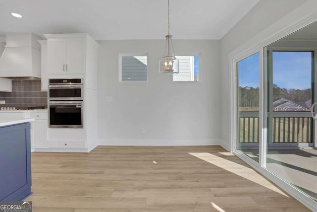 206 Coffee Lane, Hoschton, GA 30548
