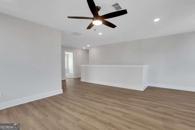 206 Coffee Lane, Hoschton, GA 30548