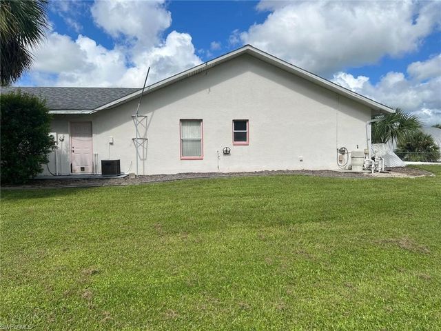 2875 18th AVE SE, Naples, FL 34117