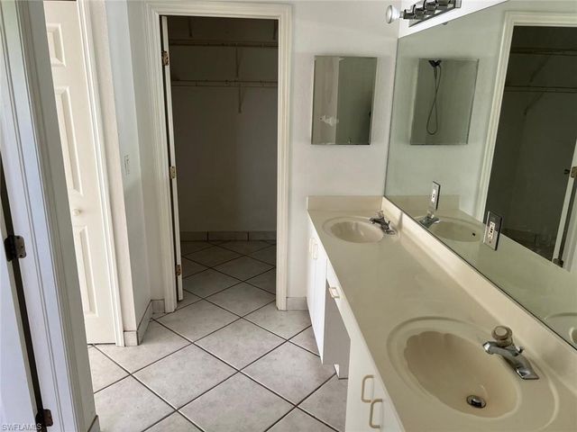 2875 18th AVE SE, Naples, FL 34117
