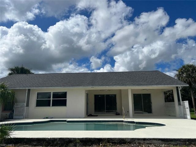 2875 18th AVE SE, Naples, FL 34117