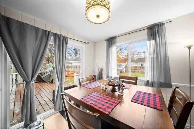 2690 Pinehurst Road, Norton Shores, MI 49441