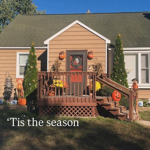 2690 Pinehurst Road, Norton Shores, MI 49441