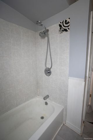 22149 David Avenue, Eastpointe, MI 48021