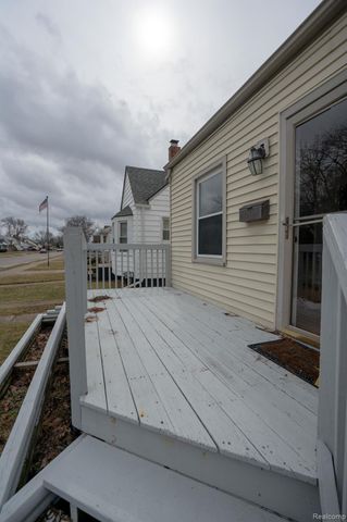 22149 David Avenue, Eastpointe, MI 48021