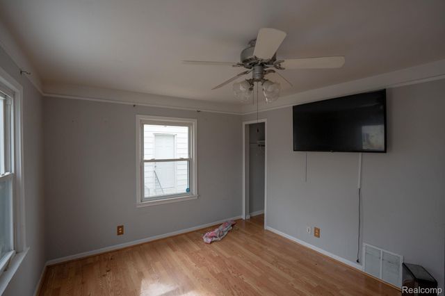 22149 David Avenue, Eastpointe, MI 48021