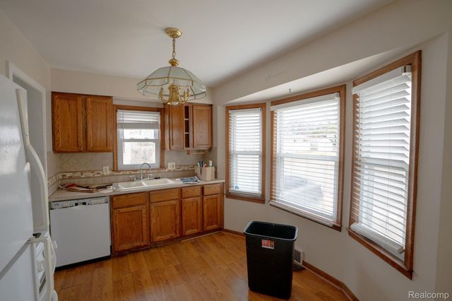 22149 David Avenue, Eastpointe, MI 48021