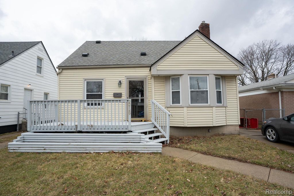 22149 David Avenue, Eastpointe, MI 48021
