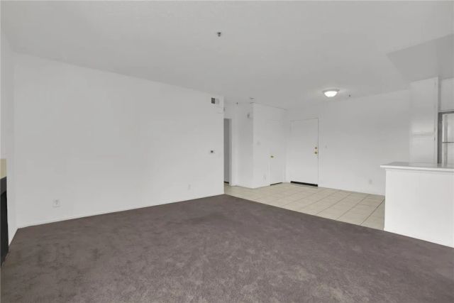 450 E 4th Street 319, Santa Ana, CA 92701