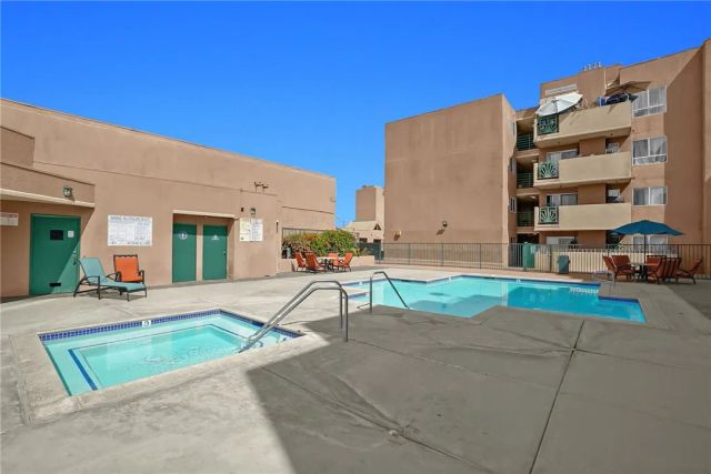 450 E 4th Street 319, Santa Ana, CA 92701