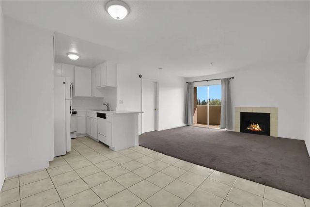 450 E 4th Street 319, Santa Ana, CA 92701