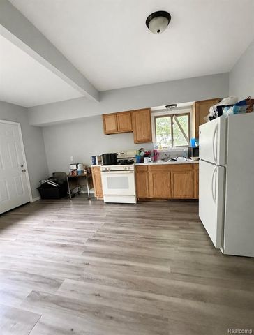 2982 Northwestern Street, Detroit, MI 48206