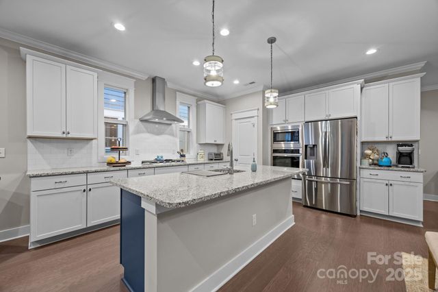 513 Sweet Birch Park Lane, Black Mountain, NC 28711