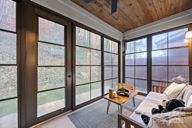 513 Sweet Birch Park Lane, Black Mountain, NC 28711