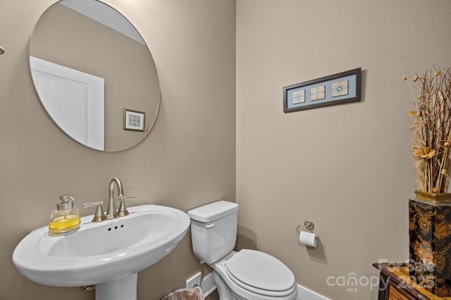 513 Sweet Birch Park Lane, Black Mountain, NC 28711