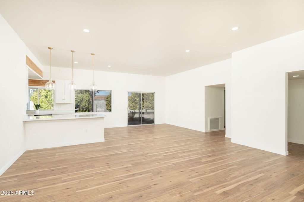 9213 W BRIARWOOD Circle N, Sun City, AZ 85351 — photo 3