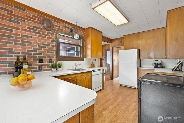922 S Cedar Street, Port Angeles, WA 98362
