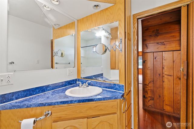 922 S Cedar Street, Port Angeles, WA 98362