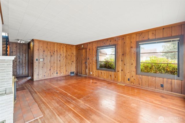 922 S Cedar Street, Port Angeles, WA 98362