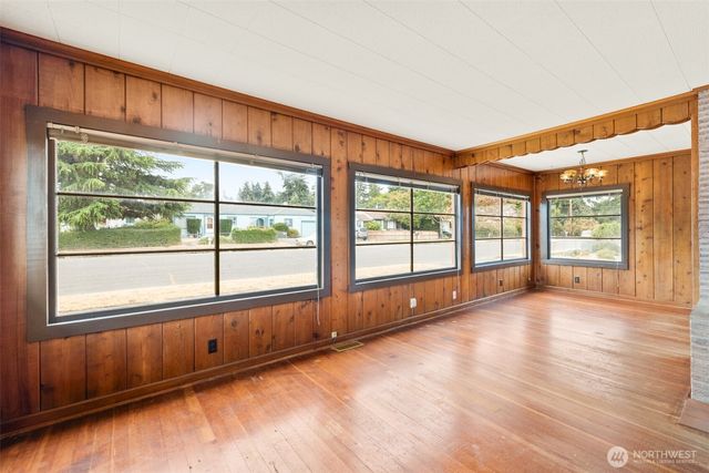 922 S Cedar Street, Port Angeles, WA 98362