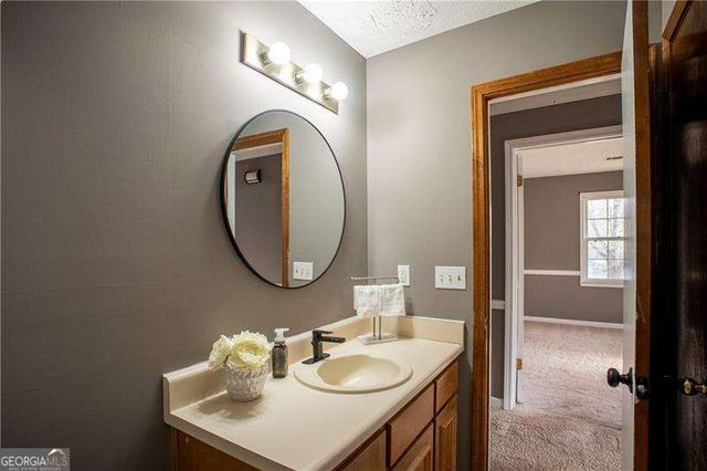 98 Laurie Court, Hiram, GA 30141