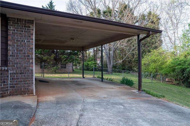 98 Laurie Court, Hiram, GA 30141