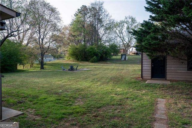 98 Laurie Court, Hiram, GA 30141