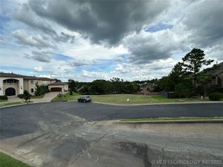 E 85th Court, Tulsa, OK 74137