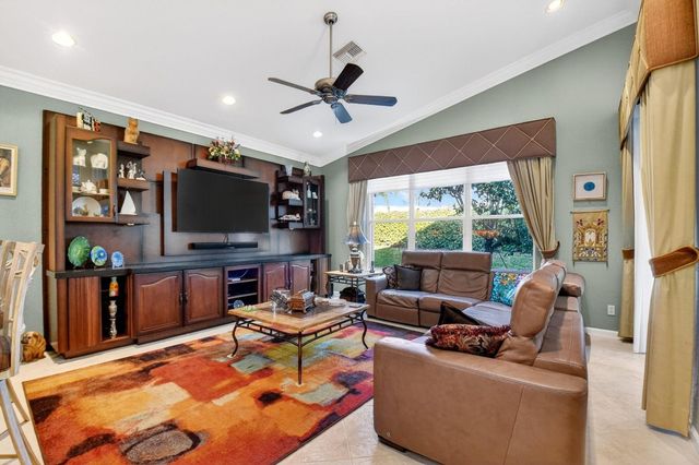7615 Tarpon Cove Circle, Lake Worth, FL 33467