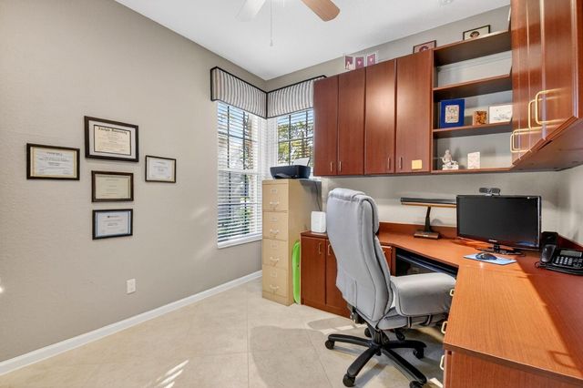 7615 Tarpon Cove Circle, Lake Worth, FL 33467