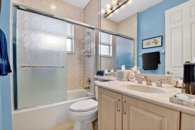 7615 Tarpon Cove Circle, Lake Worth, FL 33467