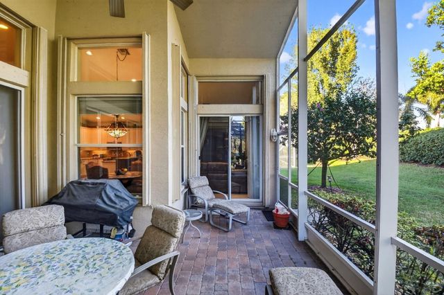 7615 Tarpon Cove Circle, Lake Worth, FL 33467