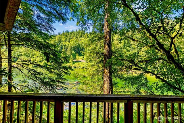52531 S Riverside Road, Gold Bar, WA 98251