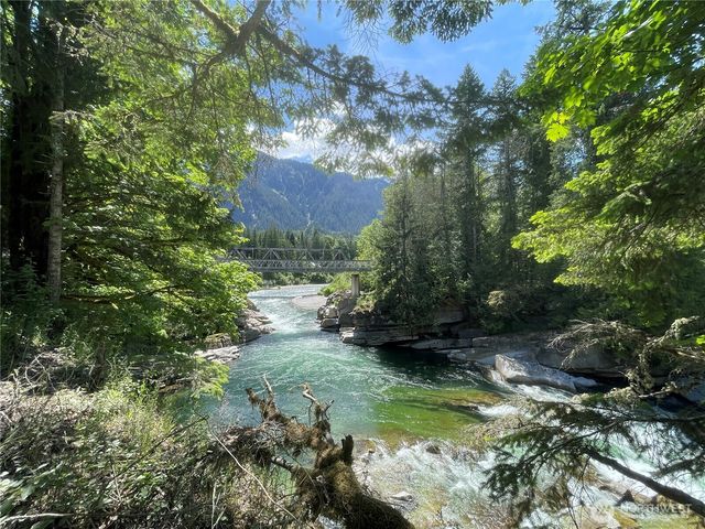52531 S Riverside Road, Gold Bar, WA 98251