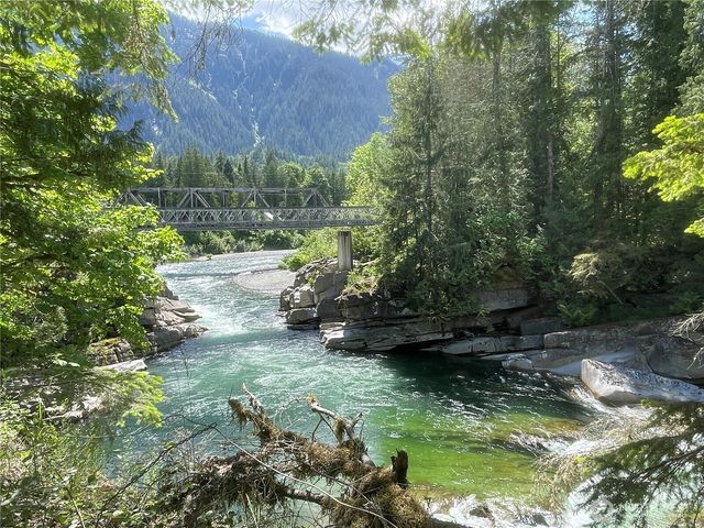52531 S Riverside Road, Gold Bar, WA 98251
